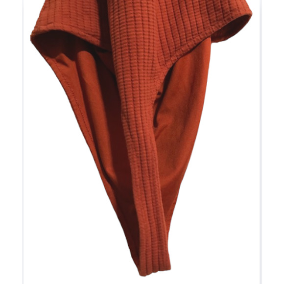 RUST & Ribbed Front Cut-out Bodysuit - Privacy Please - Medium - Picture 8 of 10